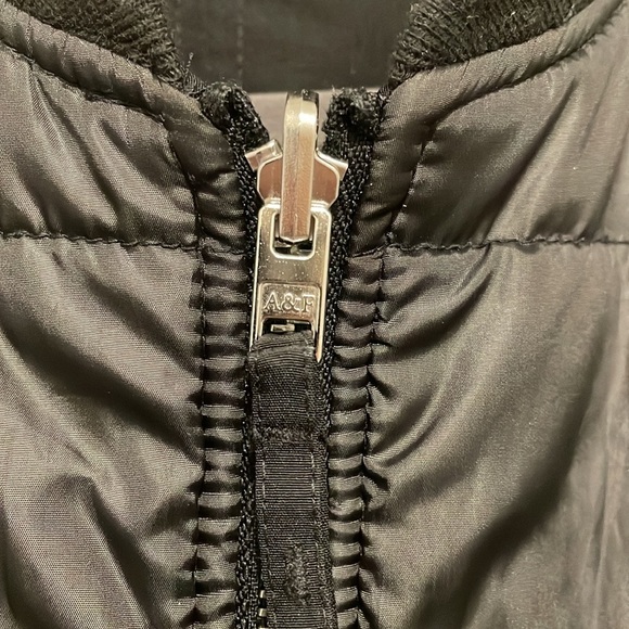 Abercrombie & Fitch reversible jacket - Picture 6 of 8